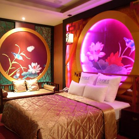 Sexy City Motel Tainan Bagian luar foto