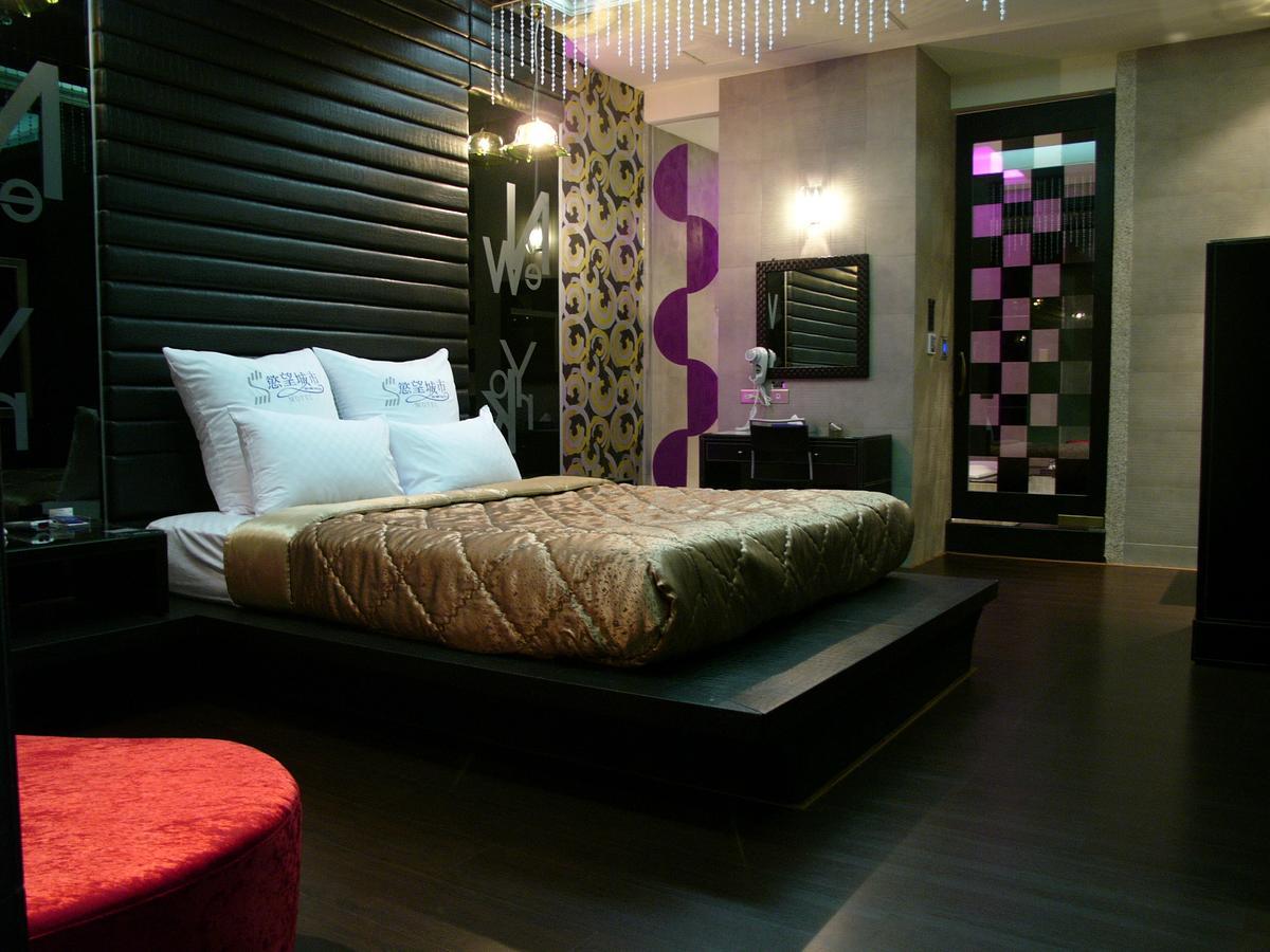 Sexy City Motel Tainan Bagian luar foto
